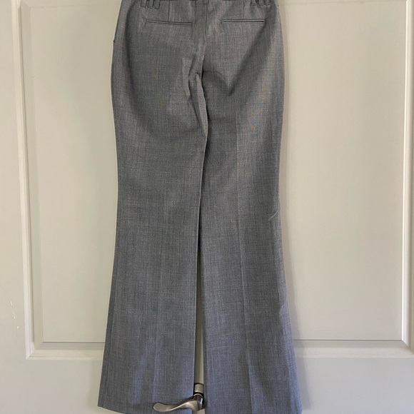 Fits like 0/1. Lightweight, not winter lined. Triple belt loops. Dbl hook close. - Picture 4 of 6